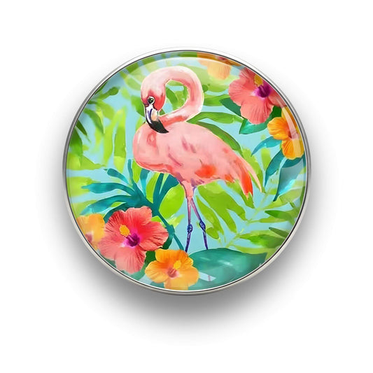 Nahaufnahme des 18mm Tropical Flamingo Glas Motiv-KLIQs "Hibiskus Türkis". Der Druckknopf symbolisiert Leidenschaft und Urlaubsfeeling.